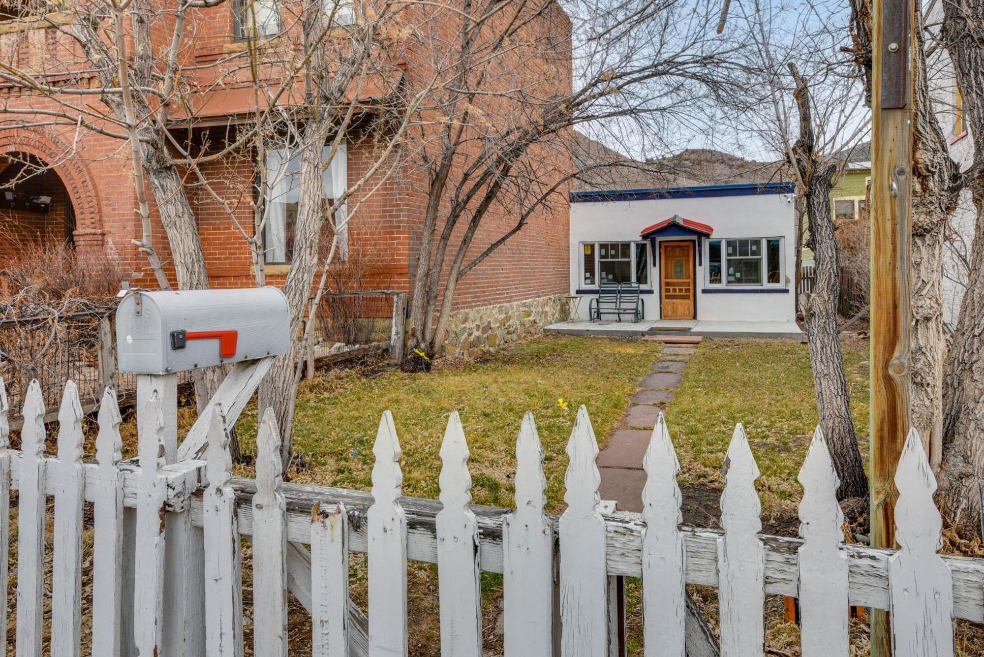 Downtown Salida Cottage With Fireplace And Yard! 外观 照片